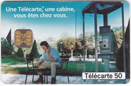 TC068 TÉLÉCARTE 50 - "UNE TÉLÉCARTE, UNE CABINE, VOUS ÊTES CHEZ VOUS" - PARTIE D’ÉCHEC PAR TÉLÉPHONE DANS UN PARC - Telecom
