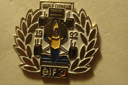 Pin's World Champion 1992 - Elf F1 - Carburants