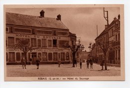 - CPA REBAIS (77) - Hôtel Du Sauvage (avec Personnages) - Photo ALAIN - - Rebais