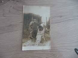 Carte Photo Militaire Militaria Soldat 4 U Col Avec Son Canon Personnage Nommé Doussat - Materiaal