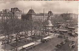 Bus - Place De La République à Paris - Bus & Autocars