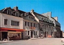 CALLAC - Place Du Centre - Hôtel Du Centre A. Monfort - Chemiserie - Callac