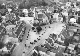 89-QUARRE-LES-TOMBES- VUE AERIENNE  LA PLACE ET L'EGLISE - Quarre Les Tombes