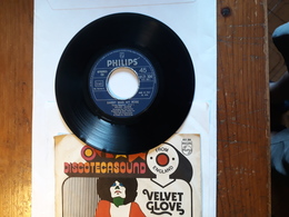 Velvet Glove  -  1974. Sweet Was My Rose  -  Philips  6121 304 - Soul - R&B