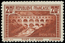 * EMISSIONS DU XXème SIECLE - 262B  Pont Du Gard, 20f. Chaudron Clair, T I, Dentelé 11, Frais Et TB - Unused Stamps