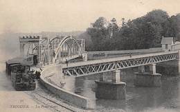 Tréguier          22        Le Pont Noir. Tramway Départemental             (voir Scan) - Tréguier