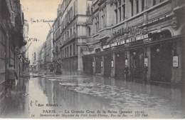 75 - PARIS 7 ème ( Inondations 1910 - Crues De La Seine ) Magasins Du PETIT SAINT THOMAS, Rue Du Bac - CPA - Seine - Paris Flood, 1910