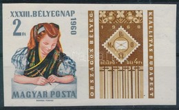 ** 1960 Bélyegnap ívszéli Vágott Szelvényes Bélyeg (4.000) - Altri & Non Classificati