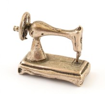 Ezüst(Ag) Miniatűr Varrógép, Jelzett, 1,5×2 Cm, Nettó: 5,8 G - Sonstige & Ohne Zuordnung