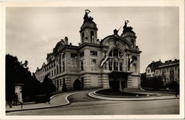 ** T1 Kolozsvár, Cluj; Nemzeti Színház Magyar Zászlóval és Címerrel / Theatre With Hungarian Flags And Coat Of Arms - Non Classificati