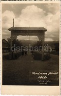 T2/T3 1943 Kovászna-fürdő, Baile Covasna; Fő Tér, Székely Kapu. Turul Foto, Hadnagy Bazár Kiadása / Main Square, Gate (E - Zonder Classificatie