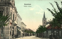 ** T2/T3 Komárom, Komárnó; Nádor Utca, Székelyi Károly üzlete, Spitzer Sándor üzlete és Saját Kiadása / Street, Shops - Ohne Zuordnung