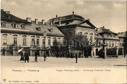 ** T2 Pozsony, Pressburg, Bratislava; Frigyes Főherceg Palota, Rendőr / Erzherzog Friedrich Palace, Policeman - Zonder Classificatie