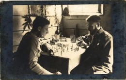 ** T2 1915 Osztrák-magyar Katonák Sakkoznak / WWI K.u.k. (Austro-Hungarian) Soldiers Playing Chess. Photo - Sin Clasificación
