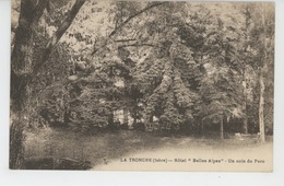 LA TRONCHE - Hôtel "BELLES ALPES " - Un Coin Du Parc - La Tronche