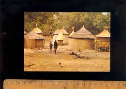 HAUTE VOLTA Burkina Faso : Type D'habitation Au Village - Burkina Faso