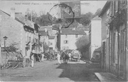 SAINT BENOIT - Centre Du Bourg Occupé Par Le 4ème Dragons (1914) - Saint Benoit
