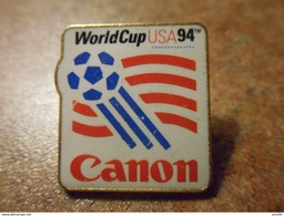 A024 -- Pin's World Cup USA 94 Canon - Fútbol
