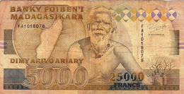 MADAGASCAR 25000 FRANCS (5000 ARIANY) 1993 VG-F P-74A "free Shipping Via Regular Air Mail (buyer Risk) - Madagascar