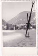 Ski's Im Schnee - Schneeberggebiet