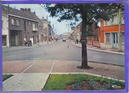 Carte Postale 59. Sin-le-Noble  Place De La Liberté Et Rue De Verdun   Très Beau Plan - Sin Le Noble