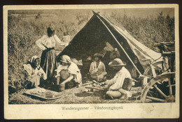 ERDÉLY 1940. Vándorcigányok Régi Képeslap  /  TRANSYLVANIA Wandering Gypsies Vintage Pic. P.card - Ungheria