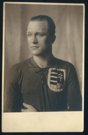 FUTBALISTA Válogatott, Címeres Mezben, Képeslap,  Fotó: Pobuda 1910-20.ca.  /  FOOTBALL Team, In Coat-of-arms Colors, Vi - Ungheria