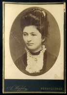 HERKULESFÜRDŐ 1880. Wippler : Hölgy, Cabinet Fotó  /  Lady Vintage Cabinet Photo - Andere & Zonder Classificatie