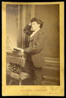 ARAD 1875-80 Ca. Rottman és Társa : Ismeretlen Hölgy , A Korszakot évtizedekkel Megelőző öltözékben! Cabinet Fotó  /  Un - Autres & Non Classés