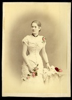 BÉCS 1880. Ca. Hölgy, Színezett Cabinet Fotó  /  VIENNA Lady Colored Vintage Cabinet Photo - Autres & Non Classés