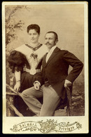 PRIVIGYE 1896. Kalmár, Ismeretlen Pár, Cabinet Fotó  /  Unknown Couple Vintage Cabinet Photo - Andere & Zonder Classificatie