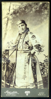 GYŐR 1904. Papp Utóda : Hölgy Népviseletben, Cabinet Fotó  /  Lady In Traditional Costume Vintage Cabinet Photo - Other & Unclassified