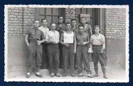 Carte-photo. Prisonniers Au Stalag XII D. ( Trèves). Kriegsgefangenen-Arbeitskommando 55/A Waldalgesheim Bei Bingerbrück - War 1939-45