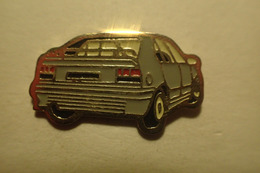 Pin's  Renault 19 - Renault