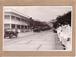 CONGO - POINTE NOIRE - PHOTO STUDIO PLANTIER - LEGION ETRANGERE , JEEP HOTCHKISS ?? - DEFILE MILITAIRE , C.C.B.O. - Pointe-Noire