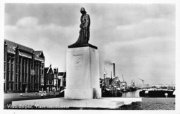 Nederland Zuid-Holland  Vlaardingen  Vissersmonument Monument Standbeeld   Fotokaart Foto    L 946 - Vlaardingen