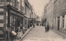 [44] Loire Atlantique > Guérande-LA RUE ST  MICHEL--Circulée -Très Bon Etat-animée - Guérande