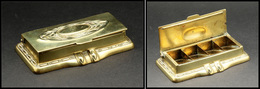 Boîte En Bronze Doré Avec "Feuilles" En Relief En Décor, 4 Comp., 120x65x25mm. - TB - Stamp Boxes