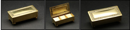 Boîte Rectangulaire En Laiton Doré, 4 Pieds Boule, 3 Comp., 75x32x25mm. - TB - Kisten Für Briefmarken
