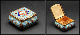 Boîte En émail Et Bronze Doré, Décor Dominante Bleu-ciel, 1 Comp., 42x42x26mm. - TB - Stamp Boxes