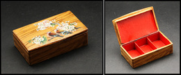 Boîte En Papier Mâché, "Fleurs Et Oiseaux" Peints Main Sur Couvercle, 3 Comp., 87x52x25mm. - TB - Stamp Boxes