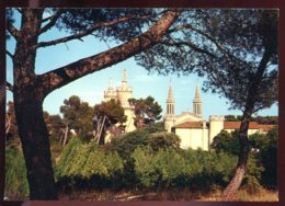 Delcampe - CPM Neuve 13 Env. De TARASCON Abbaye Saint Michel De Frigolet Vue Générale - Tarascon