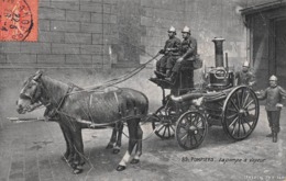 Thème. Métier    Pompiers . Matériel   Paris  75  Pompe A Vapeur Attelée  (Voir Scan) - Altri & Non Classificati