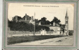 CPA - PLEUMARTIN (86) - Aspect De L'avenue De Châtellerault En 1918 - Pleumartin