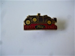 PINS Automobile FORD 1932 / 33NAT - Ford