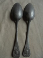 Ancien - 2 Cuillères à Soupe (en Plomb Ou Aluminium ?) - Spoons