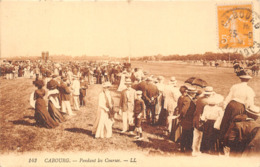 14-CABOURG- PENDANT LES COURSES - Cabourg