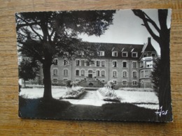 Créhen , Divine Providence De Créhen , Maison Saint-joseph - Créhen