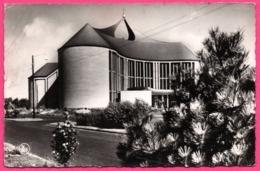 Cp Dentelée - Coxyde Bains - Koksijde Bad - Eglise Notre Dame Des Dunes - N.D. - Edit. NELS THILL - 1946 - Koksijde