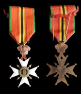 MEDAILLE BELGE . FEDERATION NATIONALE DE COMBATTANTS . - Belgium